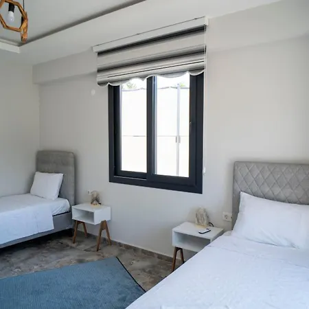 Villa Mera 2
